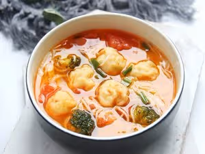 絕對秒殺飯店的番茄魚丸面（附魚丸做法）