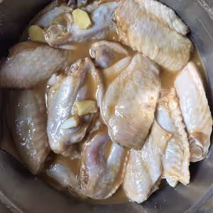 秘制腌雞翅（雞肉）