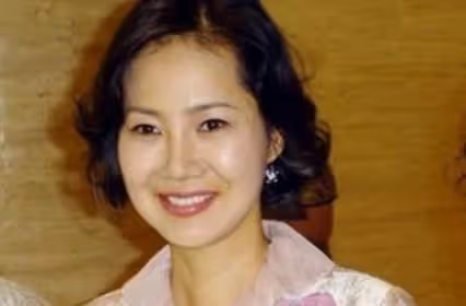 梁美京：憑藉《大長今》爆紅，因拍戲險些喪命，轉身嫁給救命恩人