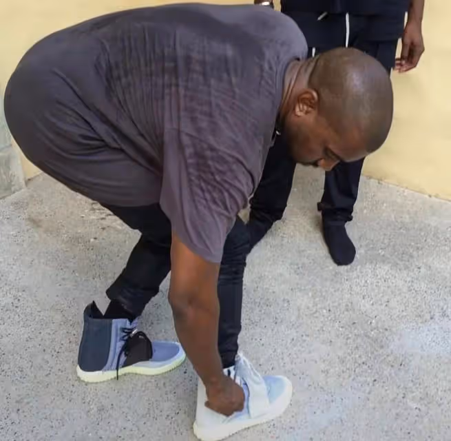 好兄弟出「車禍」Kanye直接送同款豪車邁巴赫?網友:Ye這人能處!