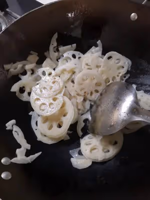 酸甜可口糖醋藕片