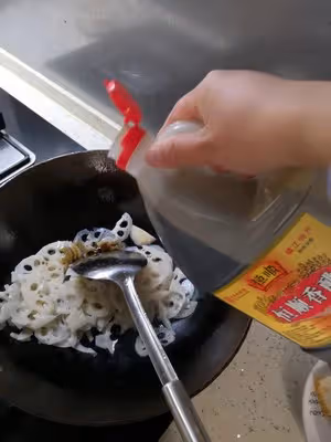 酸甜可口糖醋藕片
