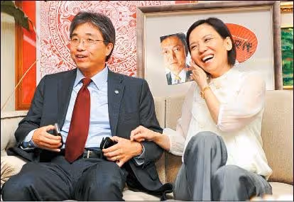 王芷蕾62歲近況曝光！當年遠嫁美國淡出「結婚20年終獲兒子」　「老公身分不簡單」今攜家人返台