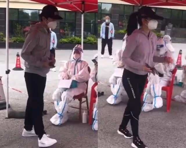 陳曉陪兒子打籃球 小星星曝正臉眉清目秀像爸爸