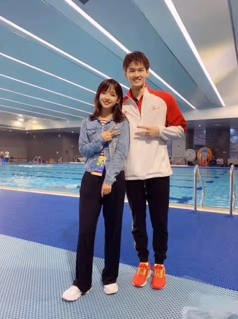 王冰冰結婚是假的 央視表態稱她是最美記者