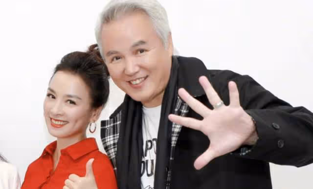 林瑞陽夫婦風波後秘密返台!乘百萬豪車弔唁好友,張庭斑禿顯憔悴