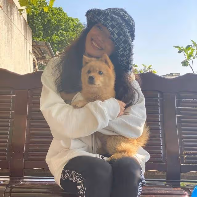 46歲舒淇舒淇罕曬瑜伽美照!膚白貌美身姿出眾,意外曝光豪宅內景,庭院綠樹成蔭:家底豐厚不輸老公馮德倫