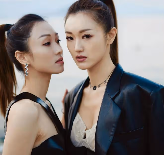 港姐張寶欣碩士畢業!戴四方帽顯知性,所在大學世界排名前100