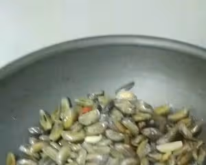 潮汕炒薄殼（潮汕人的最愛）