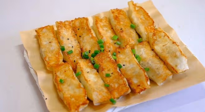 捲心菜鍋貼