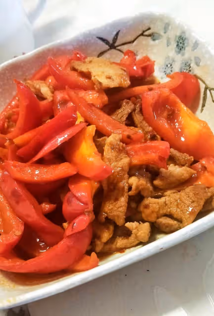 超簡單的甜椒炒肉