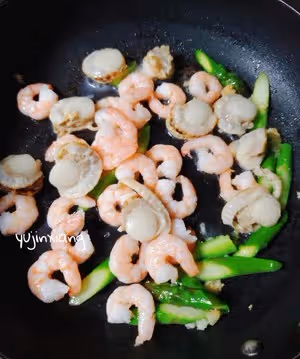 清爽美味的日式海鮮意面   降脂減肥.簡單快手
