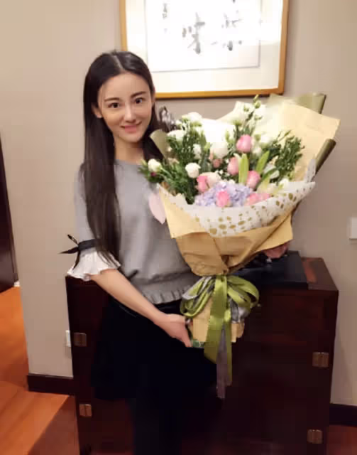 26年沒為自己活過!女星熬命拍戲「一人養全家」終癌逝 她走後父母還吸血「利用熱度炒作」助兒進娛樂圈