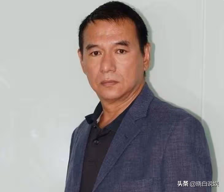 武打巨星因為減肥猝逝家中!「一個月狂瘦30公斤」坐在沙發上宛若睡著 離去9天無人知曉