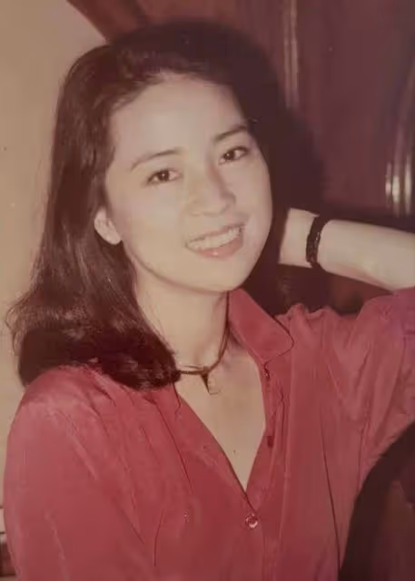 3個男人扶她上位！「她由舞女變影后」擠走鄧麗君　 隱忍40年「收服成龍防範20年的心」：所有財產都給她