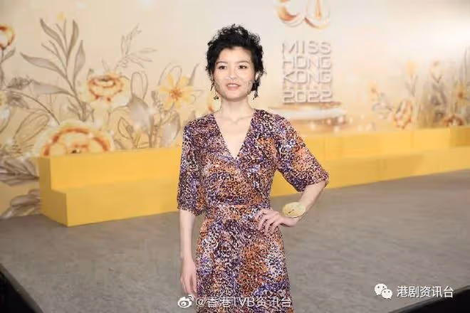 「翻版陳茵媺」徐麟來港三年!作為港姐冠軍人選正式學廣東話