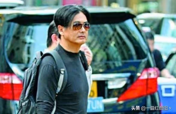 裸捐56億的周潤發,想搭車卻被司機拒絕,司機說的讓人無言以對!周潤發:沒有他提醒,連我也忘了基本的尊重