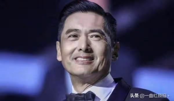 裸捐56億的周潤發,想搭車卻被司機拒絕,司機說的讓人無言以對!周潤發:沒有他提醒,連我也忘了基本的尊重