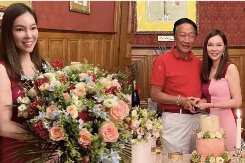 富士康郭台銘夫婦慶祝結婚14周年！嬌妻手捧超大玫瑰花滿臉笑容，皮膚白皙身材出眾，47歲宛若花季少女
