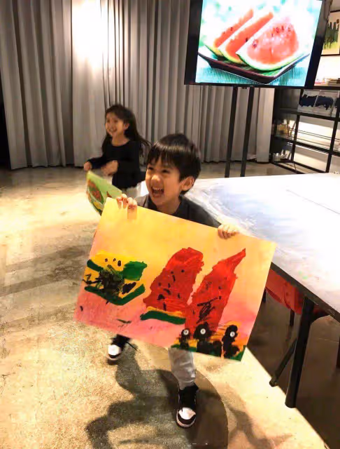 林志穎豪宅內景曝光！客廳擺法拉利做裝飾，冰箱佔據整面牆，豪華衣帽間搶鏡：真正的人生贏家
