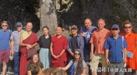 59歲李連杰歐洲度假,女兒身高已超其父,曾被曝患抑鬱症