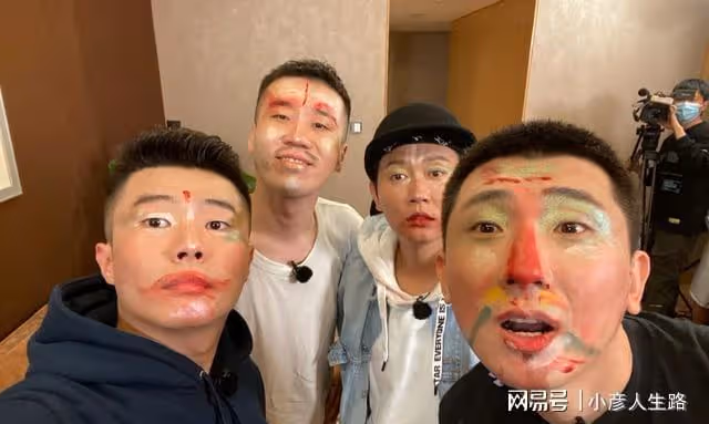 德雲社更新節目單，孟鶴堂、何九華繼續上班，小劇場門票「秒罄」