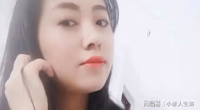 29歲網紅生四胎後患癌,不僅被丈夫利用撈金,身上長蛆還不給治