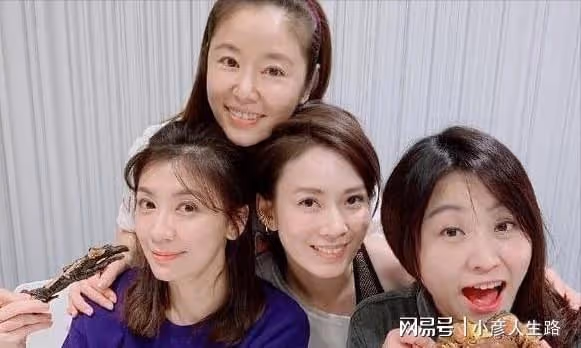 45歲海裕芬官宣懷孕,曬B超照自嘲是老蚌,孩子老爸身份成迷