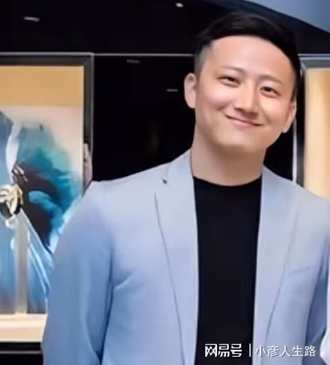 葉珂和前夫同楊穎合照曝光,顏值相當引熱議,前夫哥身份不簡單