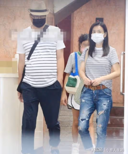 張庭林瑞陽返回台灣,52歲張庭愁眉不展模樣變化大,頭頂滿是白髮