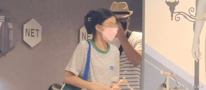 張庭林瑞陽返回台灣,52歲張庭愁眉不展模樣變化大,頭頂滿是白髮