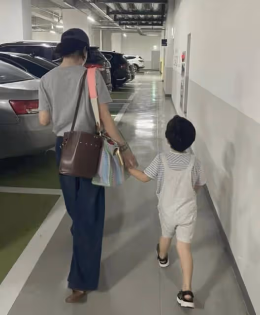 「中韓姐弟戀」走向破裂,結婚7年分居3年,蔡琳稱兒子三歲不識父