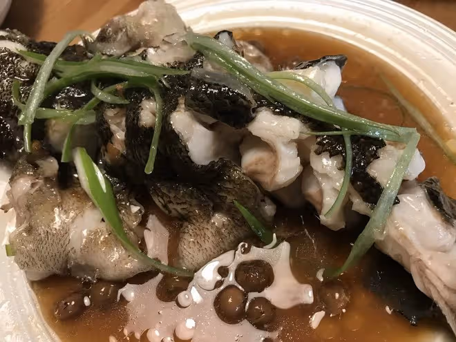 蒸魚的若干細節 （筍殼魚）Tips and Tricks for Steamed Whole Fish