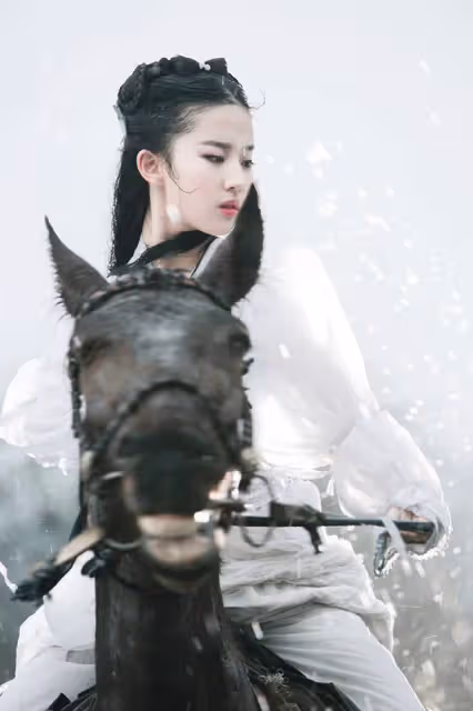 劉亦菲10個古裝角色!《夢華錄》嬌艷優雅《神鵰俠侶》仙氣爆棚,《仙劍奇俠傳》最經典