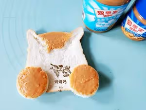 趣味早餐「喵」😺花生醬吐司