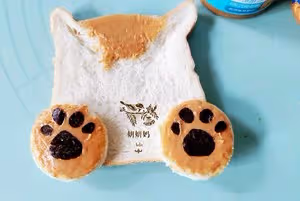趣味早餐「喵」😺花生醬吐司