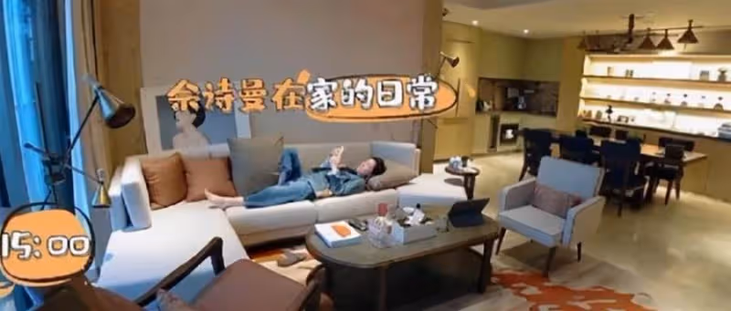 47歲佘詩曼豪宅內景曝光!裝修低調大氣上檔次,將香港夜景盡收眼底,未婚獨居生活相當愜意:真正的人生贏家