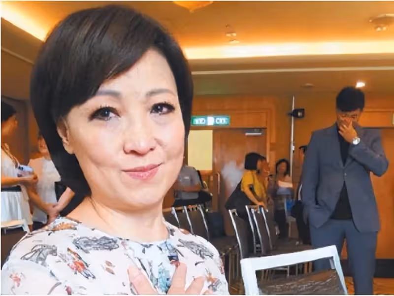 45年後,再看王美華用卑微換來的婚姻,和曾志偉失婚是最好的選擇