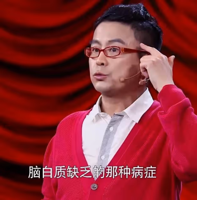 「身軀雖小,卻父愛如山」離開周星馳後星途黯淡、兒子重病,如今又遭遇欠薪,黃一山實慘