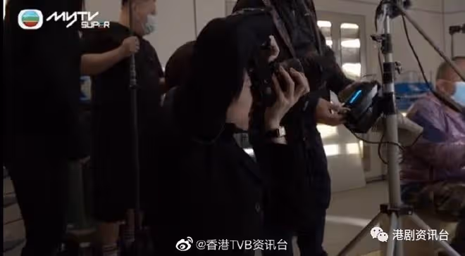 胡定欣拍劇化身攝影師為郭晉安影靚相