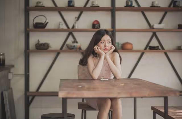「想清楚了吧，給我媽道歉，我就接你回家」"想清楚了，離婚"