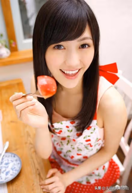 溢出螢幕的性感｜渡邊麻友