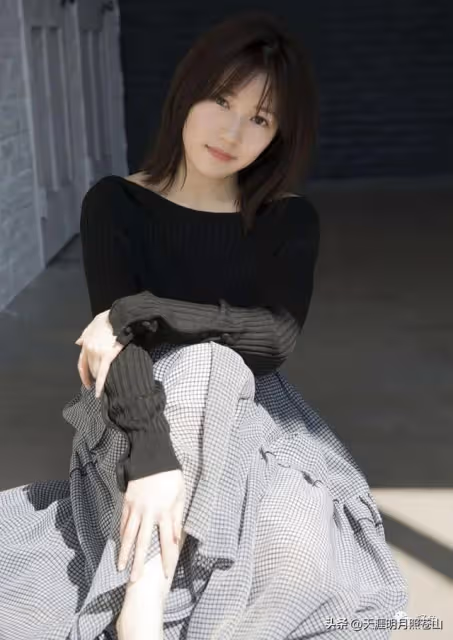 溢出螢幕的性感｜渡邊麻友