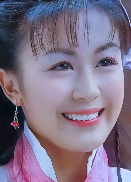 演跳海自盡險死！香港知名童顏女神曝過往經歷：有需要這樣賣命嗎