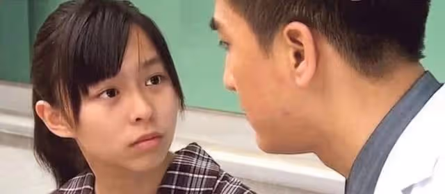 女大十八變！香港知名童星成功融入內地發展，下巴變尖被質疑整容