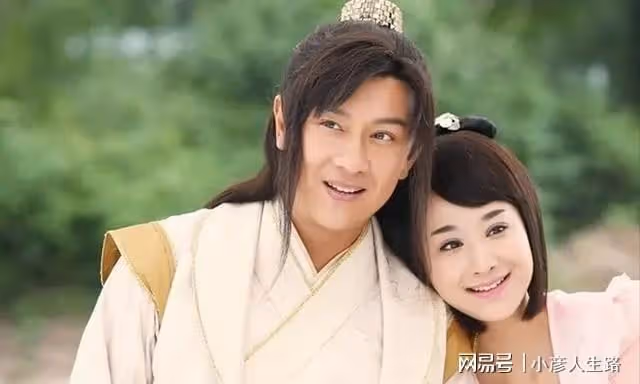 放棄高薪主動退圈,38歲穆婷婷被偶遇,臉部胖一圈仍顏值在線