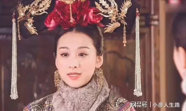放棄高薪主動退圈,38歲穆婷婷被偶遇,臉部胖一圈仍顏值在線
