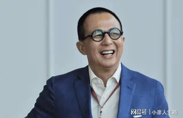 Mirror演唱會出現重大事故！600公斤巨屏砸中舞者，李澤楷將擔責