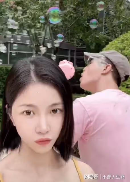 杜淳陪妻女玩泡泡好歡樂,王燦剪短髮被質疑模仿宋慧喬發聲否認