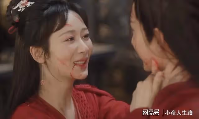 《沉香如屑》口碑不佳,劇情低齡被批拉垮,楊紫演技被嘲套路化